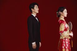 点击看大图 -挪娅婚纱摄影皇家会所