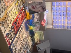 -天空之镜眼镜店蔡司依视路配镜授权零售店(望京颐堤港店)
