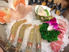 -捞王锅物料理(上海世茂广场店)