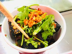 -黑色经典臭豆腐·湖南特产(步行街店)