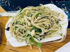 -山城家常菜铁锅炖鱼