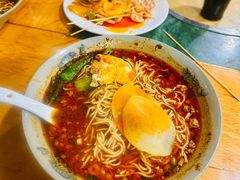 -丁丁猫重庆小面(徐州路店)