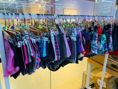 -唯品仓(东山锦轩·现代城店)