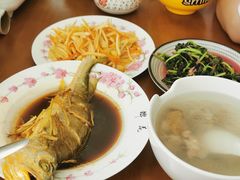 -爱的果实月嫂育婴师(世纪东方店)