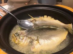 百秒黄花鱼-莆田餐厅PUTIEN(深圳湾万象城家宴店)