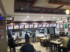 -桥香园云南过桥米线(金马碧鸡店)