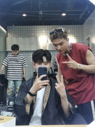 -藤野造型烫发染发