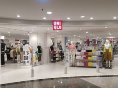 -优衣库(上海正大广场店)