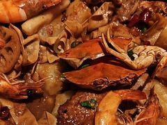 -多嘴肉蟹煲(万达店)