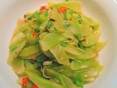 -费大厨辣椒炒肉(万家丽一店)