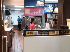 -麦当劳(丽江玉河广场店)