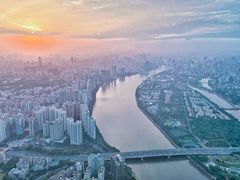-广州塔卢特斯法国旋转餐厅