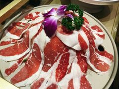 谷饲肥牛-游园觅食记夜市·小龙虾大排档