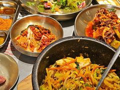 -草家酱蟹炭火烤肉店(珲春南路一店)