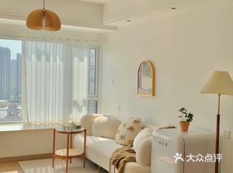 今天分享一套89㎡小三室，高级奶油风装修