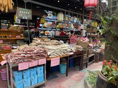 面包甜点陈列柜-园林美食城·本土农家菜(杨和镇店)