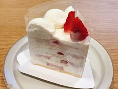 草莓千层-安上烘焙 ENCHANTE(世纪汇店)
