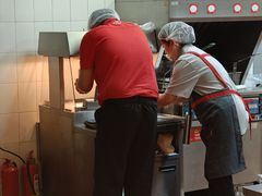 -肯德基(珠峰店)