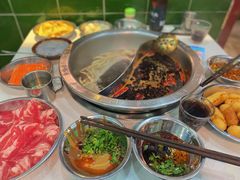 -憨铁匠老火锅(龙岗万科里店)