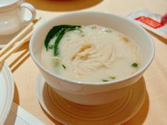 鱼汤面-夏宫·中国大饭店(中国国际贸易中心店)