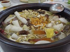 -菌之家·专业纯野生菌火锅·特色炒菌