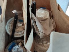 黑金气泡美式-瑞幸咖啡(解放碑英利大融城店)