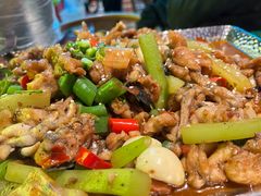 -蛙舍·炭烧牛蛙(东百中心店)
