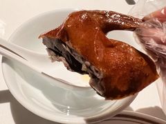 脆皮乳鸽-新荣记(BFC外滩金融中心店)