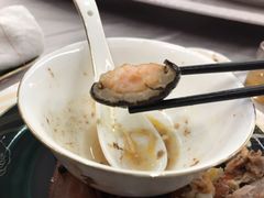 鲜虾酿冬菇-RIVIERA 松鹤楼(外滩店)