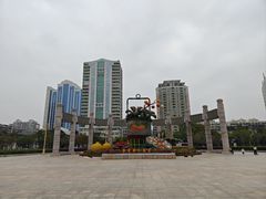 -人民广场