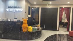 -TOP HAIR SALON