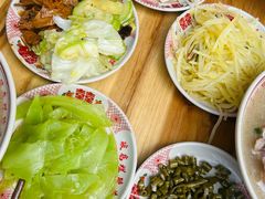 -老方桌烂蹄花川菜馆(九龙坡店)