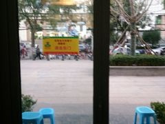 -南城十里潮汕鲜牛火锅·鲜虾生滚粥(融汇老商埠店)