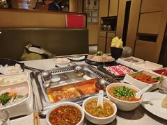 -海底捞火锅(宝龙广场夜宵主题店)