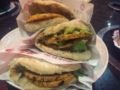 一叶一世界藏茶素食火锅-一叶一世界•素食餐厅(环球中心店)