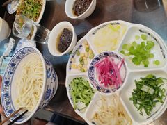 -老北京炸酱面大王.铜锅涮肉(朝阳门店)