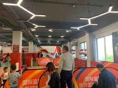 -悦动体能篮球羽毛球网球(三里河店)