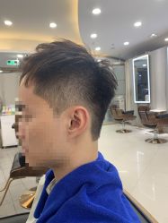 点击看大图 -八佰伴8008星级形象店