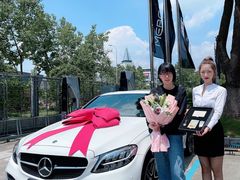 -上海星瀚奔驰4S店(红柳路店)