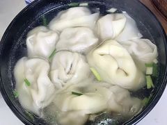 三鲜大馄饨-万寿斋(山阴路店)