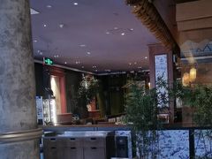 -八府香鸭·啫啫煲(华山路店)