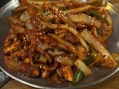 炒鱿鱼-包装马车·韩国料理·포장마차