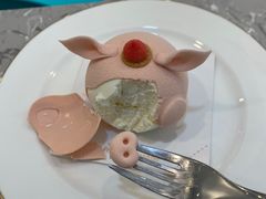 -Fridi Patisserie Cafe