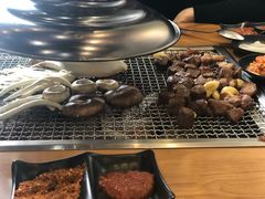 -肉甲韩国木炭烤肉(新壹街1店)