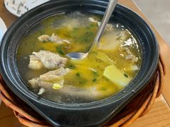 -品鲜村农家菜·阳澄湖大闸蟹(总店)