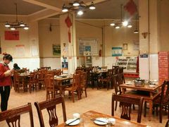 大堂-佘记全家福芋儿鸡(向阳街总店)