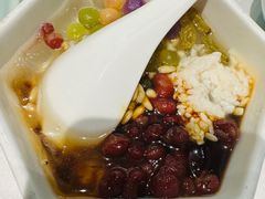 -江城小馆陕南妈妈菜·全球旅行餐厅(钟楼店)