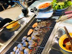 -马路牙子烧烤音乐酒馆(望京店)