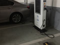 -绿地缤纷城-停车场