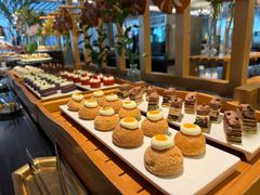 -圣丰索菲特·2 On 988 Café 自助餐厅